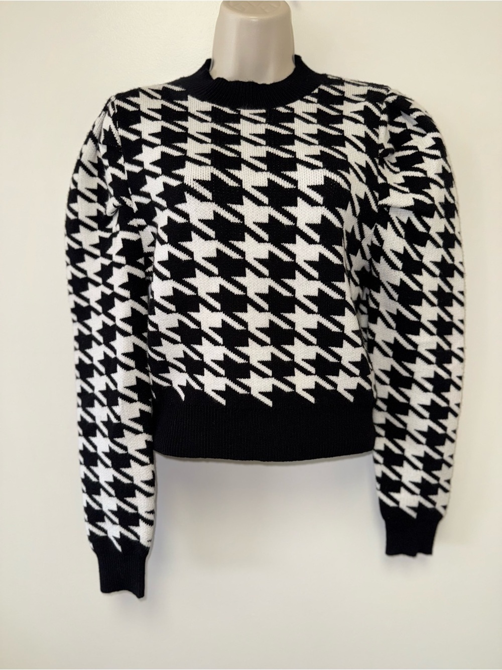 Sugarlips (XS) Black & White Houndstooth Sweater
